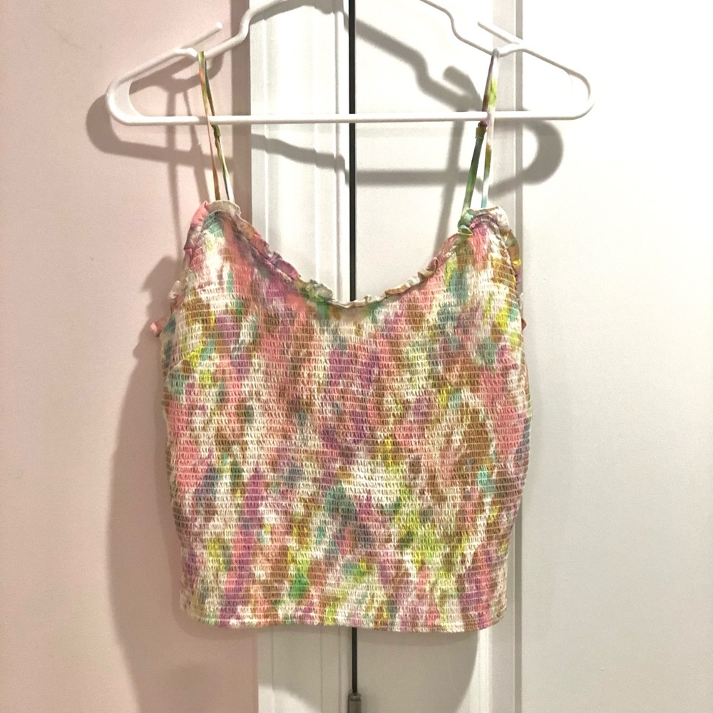 **ASTR the label**ruffle edge pastel crop top!!!